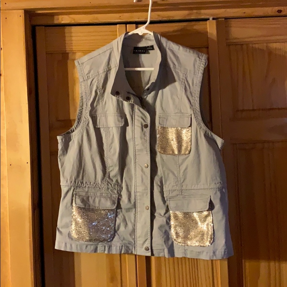Tribal Cargo Vest